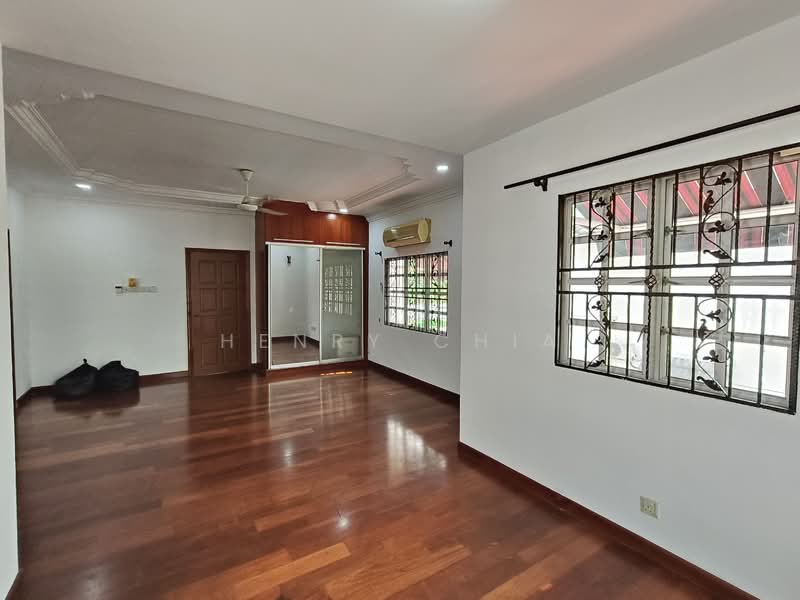 Rumah Berkembar untuk Disewa di Seri Kembangan (Selangor) - Gladys Wong - Living Room - PropertyGuru.com.my