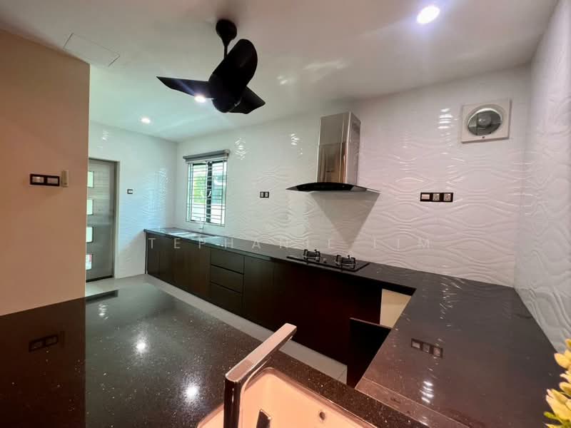 Southbay Residence untuk Untuk Dijual - RM 1,550,000, Mac 2026 - Kitchen - PropertyGuru.com.my