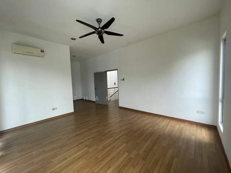 Semi-Detached House for Rent in Anggun 2 Residence (Rawang) - Ethan Loke - Living Room - PropertyGuru.com.my