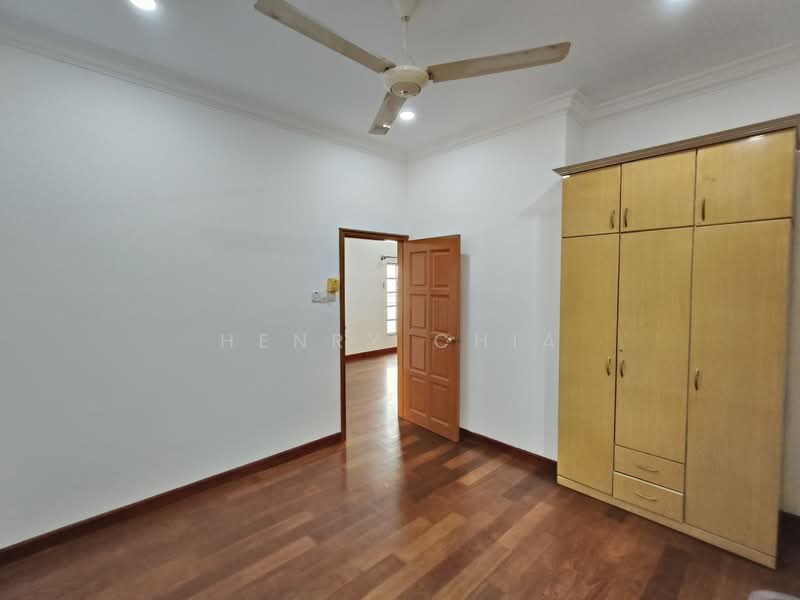 Hartanah Yang Lain untuk Disewa di Seri Kembangan (Selangor) - Henry Chia - Bedroom - PropertyGuru.com.my