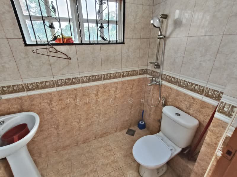 Hartanah Yang Lain untuk Disewa di Seri Kembangan (Selangor) - Henry Chia - Bathroom - PropertyGuru.com.my