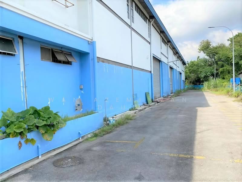Factory for Rent in Shah Alam (Selangor) - Wan Azemi Wan Daud - Exterior - PropertyGuru.com.my