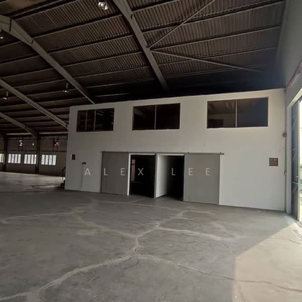Warehouse for Rent in Shah Alam (Selangor) - Alex Lee - Interior - PropertyGuru.com.my