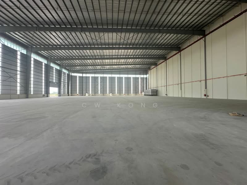 Warehouse for Rent in Klang (Selangor) - CW Kong - Interior - PropertyGuru.com.my