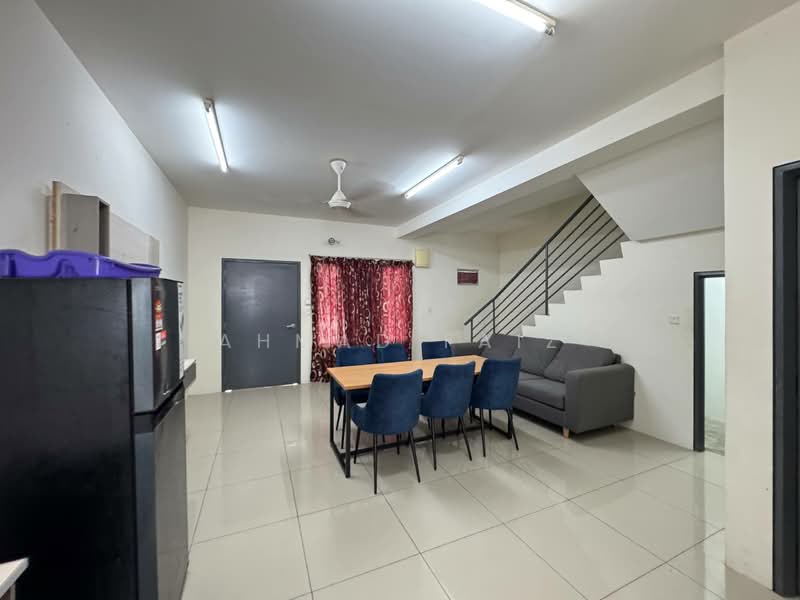 2-storey Terraced House for Rent in Dengkil (Selangor) - Ahmad Faiz - Living Room - PropertyGuru.com.my