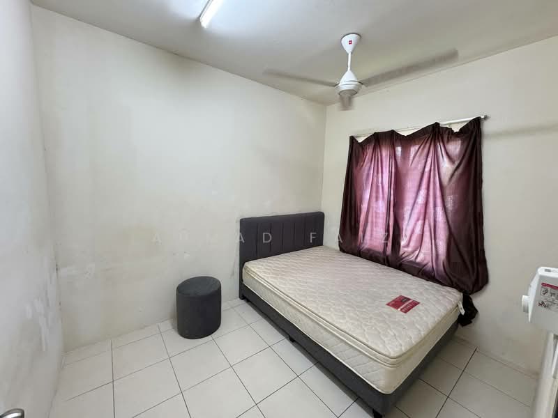 2-storey Terraced House for Rent in Dengkil (Selangor) - Ahmad Faiz - Bedroom - PropertyGuru.com.my