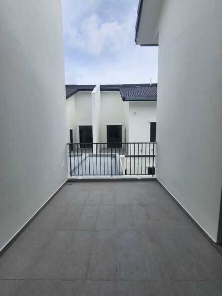 The Commune @ Eco Botanic Cluster 22x85 untuk Untuk Dijual - RM 1,650,000, Apr 2026 - Exterior - PropertyGuru.com.my