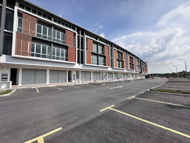 Shop / Office for Rent in Bandar Tasik Puteri (Rawang) - Yenn Chong - Exterior - PropertyGuru.com.my