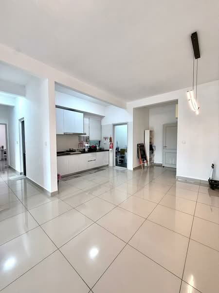 Service Residence for Sale at V-Residensi 5 - Bernice Poh - Kitchen - PropertyGuru.com.my