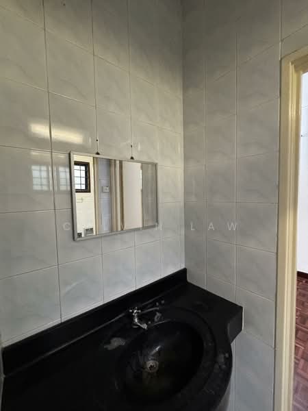 2-storey Terraced House for Sale in Bandar Utama (Selangor) - Calvin Law - Bathroom - PropertyGuru.com.my