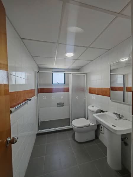 Likas Square untuk Untuk Dijual - RM 690,000, Mac 2026 - Bathroom - PropertyGuru.com.my