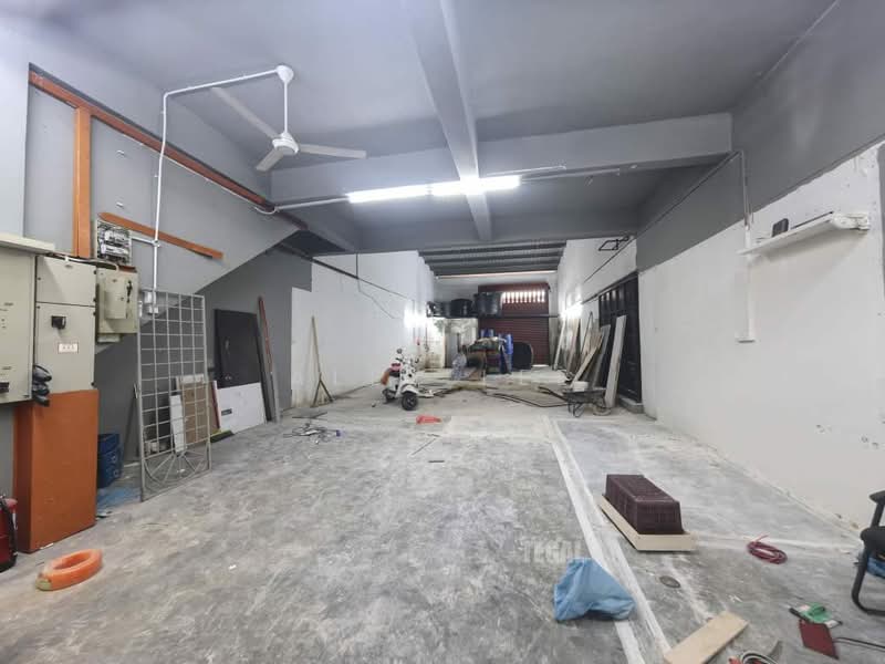 Warehouse for Rent in Shah Alam (Selangor) - Alex Lee - Interior - PropertyGuru.com.my