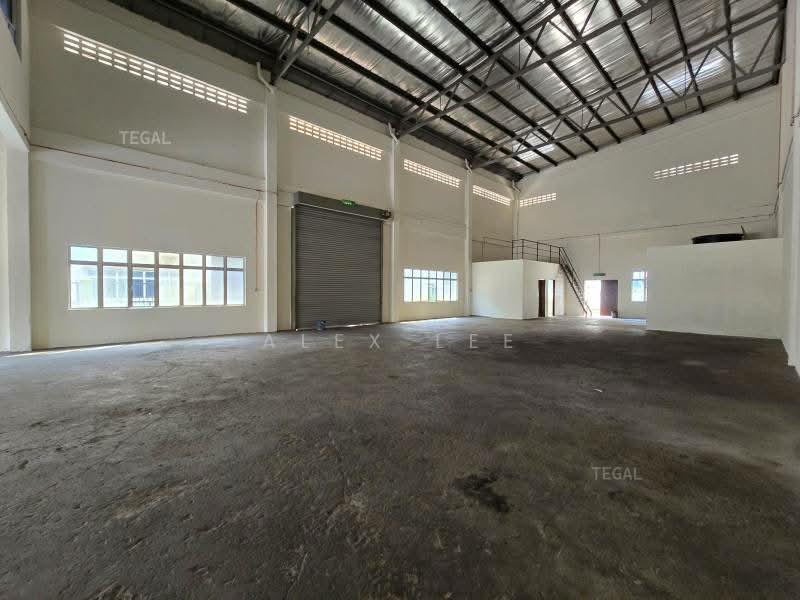 Warehouse for Rent in Shah Alam (Selangor) - Alex Lee - Interior - PropertyGuru.com.my
