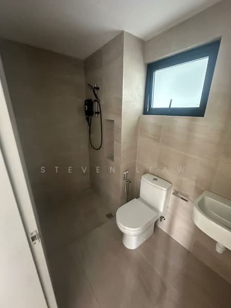 Condominium for Sale at Skyline KL - Steven Leaw - Bathroom - PropertyGuru.com.my