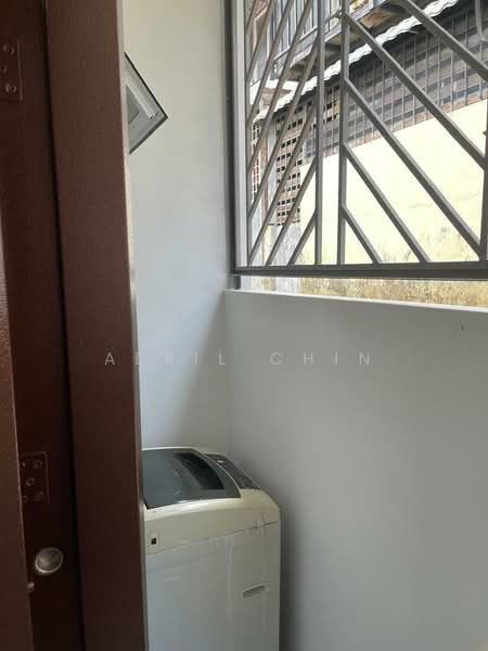 Taman Damai Jaya untuk Untuk Disewa - RM 1,600 /bulan, Mac 2026 - Balcony - PropertyGuru.com.my