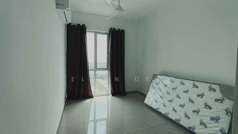Servis Apartment untuk Dijual di Metropol - Elson Dee - Bedroom - PropertyGuru.com.my