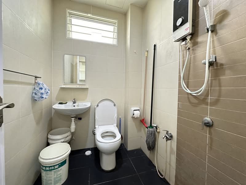 Semi-Detached House for Sale in Bayan Lepas (Penang) - Jacyntha Lee - Bathroom - PropertyGuru.com.my