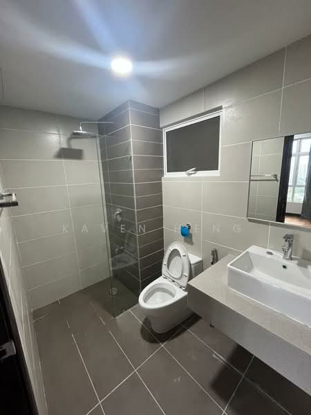 Condominium for Rent at Paraiso Residence @ The Earth - Kaven Heng - Bathroom - PropertyGuru.com.my