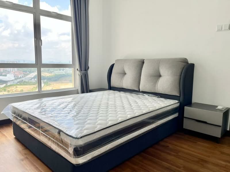 Condominium for Rent at Paraiso Residence @ The Earth - Kaven Heng - Bedroom - PropertyGuru.com.my