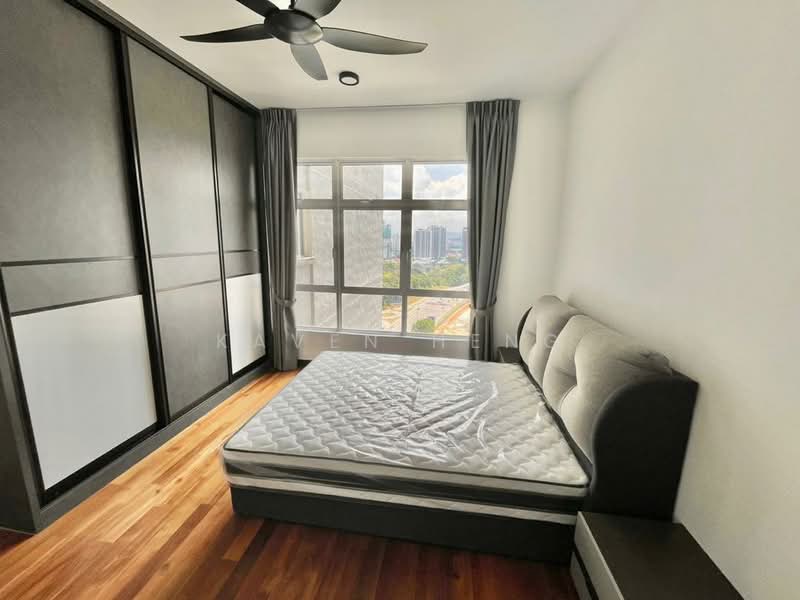 Condominium for Rent at Paraiso Residence @ The Earth - Kaven Heng - Bedroom - PropertyGuru.com.my