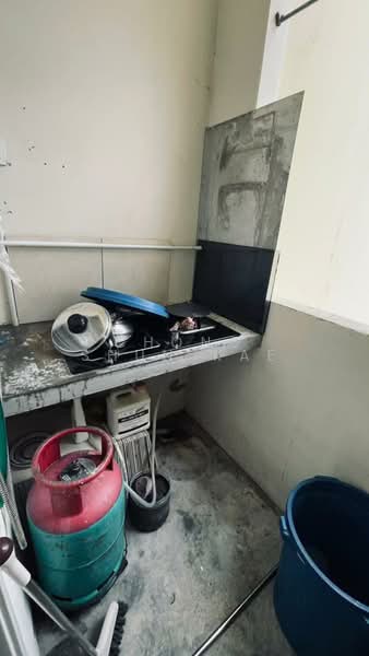 Apartment for Sale at Baiduri Court Apartment - Chong Shun Kae - Kitchen - PropertyGuru.com.my