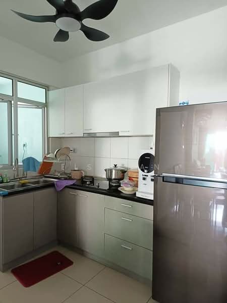 Kondominium untuk Dijual di Kiara Residence 2 (Residensi Kiara Jalil 2) - Elsa Tan - Kitchen - PropertyGuru.com.my
