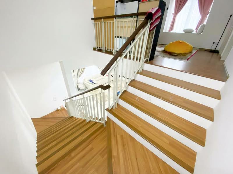 Semi-Detached House for Sale in Taman Pelangi Semenyih (Semenyih) - Baizura Agus - Living Room - PropertyGuru.com.my