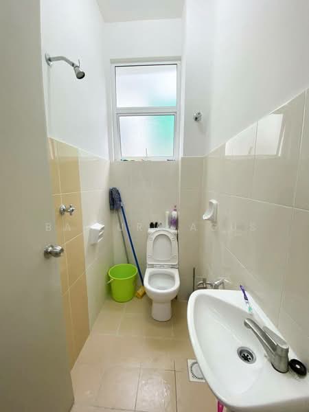 Semi-Detached House for Sale in Taman Pelangi Semenyih (Semenyih) - Baizura Agus - Bathroom - PropertyGuru.com.my