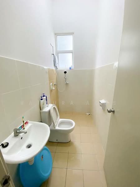Semi-Detached House for Sale in Taman Pelangi Semenyih (Semenyih) - Baizura Agus - Bathroom - PropertyGuru.com.my