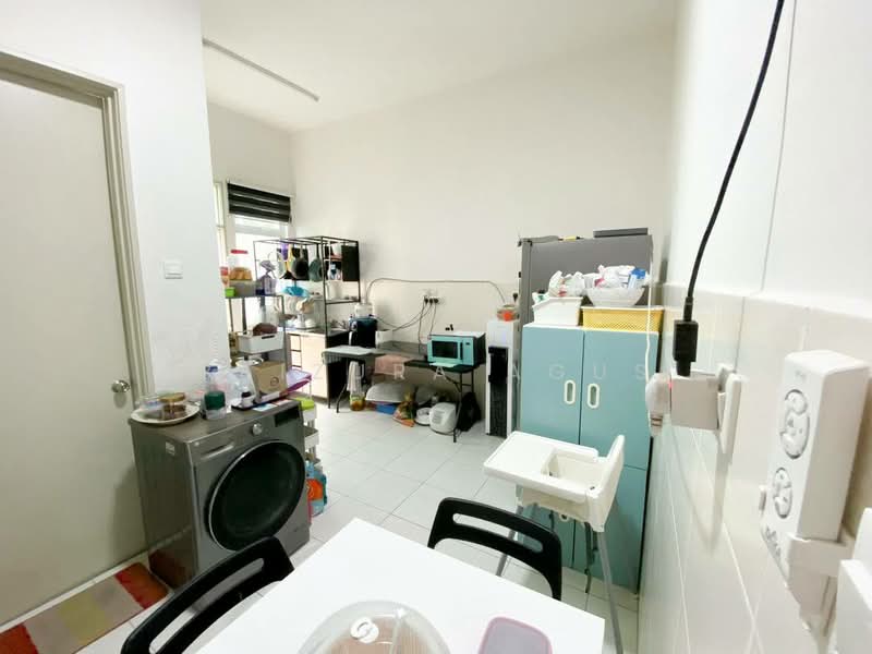 Semi-Detached House for Sale in Taman Pelangi Semenyih (Semenyih) - Baizura Agus - Kitchen - PropertyGuru.com.my