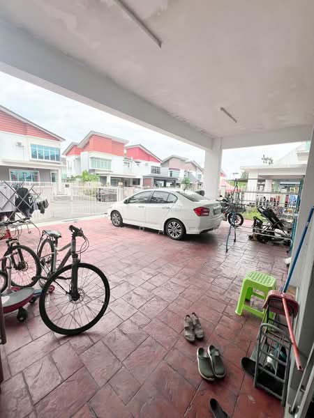 Semi-Detached House for Sale in Taman Pelangi Semenyih (Semenyih) - Baizura Agus - Exterior - PropertyGuru.com.my