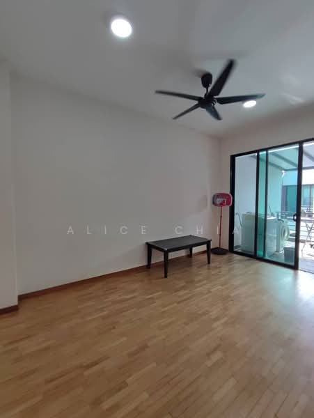 Rumah Kluster untuk Dijual di Taman Adda Heights (Tebrau) - Alice Chia - Living Room - PropertyGuru.com.my