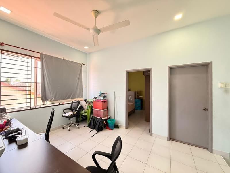 Cluster House for Sale in Taman Sierra Perdana (Masai) - Yik Tat - Study - PropertyGuru.com.my