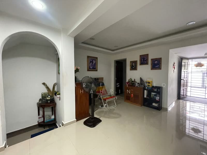 2-storey Terraced House for Sale in Gasing Indah (Petaling Jaya) - Absyarie Syafiq Shahrin - Living Room - PropertyGuru.com.my