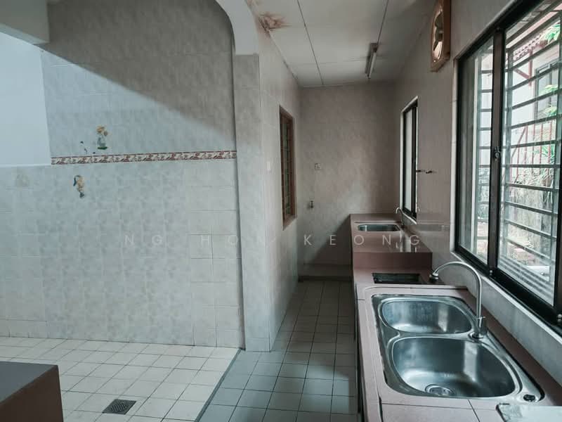 BANDAR KINRARA untuk Untuk Disewa - RM 2,200 /bulan, Mac 2026 - Kitchen - PropertyGuru.com.my