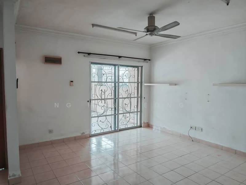 BANDAR KINRARA untuk Untuk Disewa - RM 2,200 /bulan, Mac 2026 - Living Room - PropertyGuru.com.my