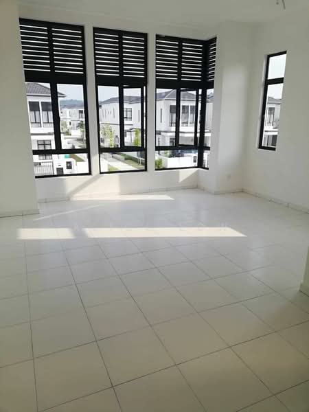 2-storey Terraced House for Sale in Eco Grandeur (Puncak Alam) - Alice Low - Living Room - PropertyGuru.com.my