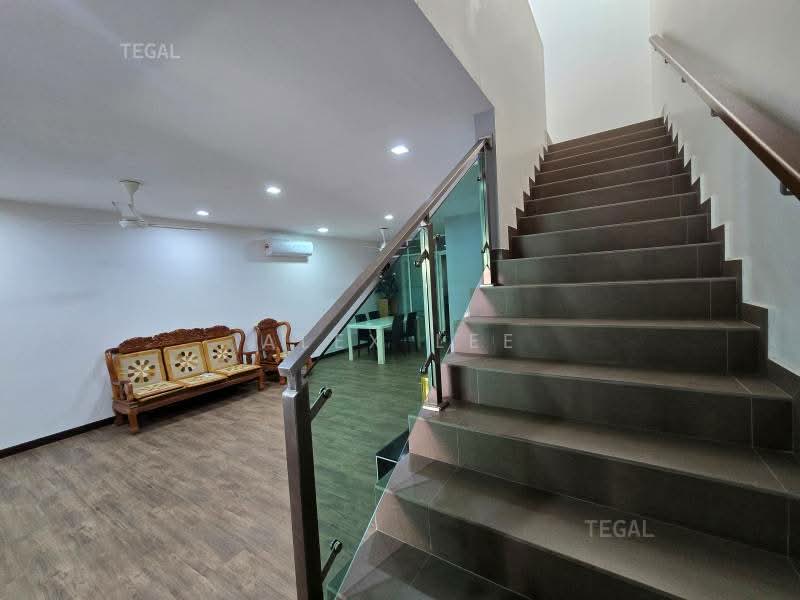 Bandar Botanic Klang untuk Untuk Disewa - RM 2,500 /bulan, Mac 2026 - Living Room - PropertyGuru.com.my