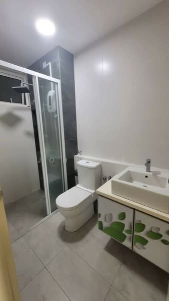 Service Residence for Rent at Impiria Residensi Bukit Tinggi Klang - John Tee - Bathroom - PropertyGuru.com.my