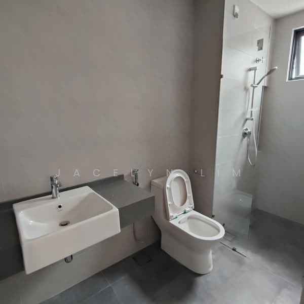 Cluster House for Sale in Bandar Bukit Puchong (Puchong) - Jacelyn Lim - Bathroom - PropertyGuru.com.my