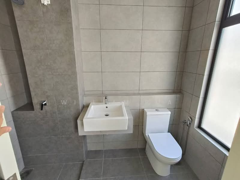 2-storey Terraced House for Rent in Bandar Gamuda Cove (Dengkil) - William Pua - Bathroom - PropertyGuru.com.my