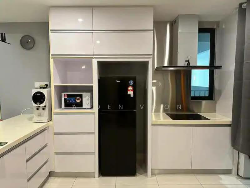 Southkey Mosaic untuk Untuk Disewa - RM 3,500 /bulan, Mac 2026 - Kitchen - PropertyGuru.com.my