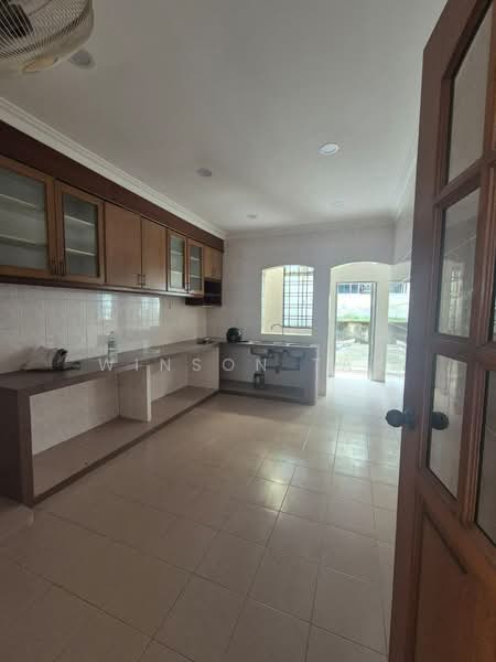 2-storey Terraced House for Sale in Taman Universiti (Skudai) - Winson Tan - Kitchen - PropertyGuru.com.my