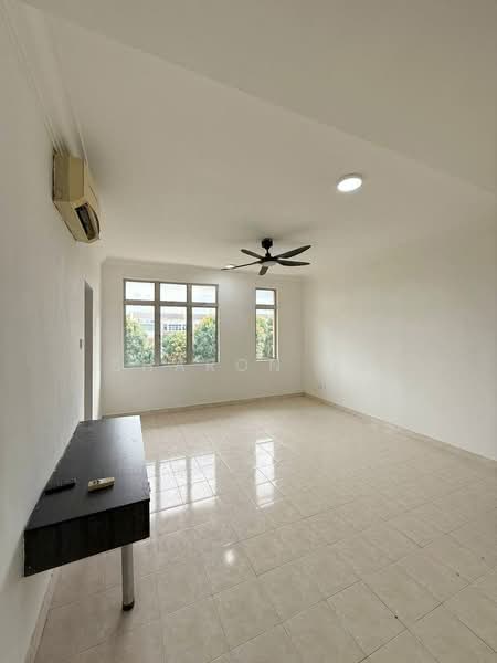 Nusavilla untuk Untuk Dijual - RM 528,000, Mac 2026 - Living Room - PropertyGuru.com.my