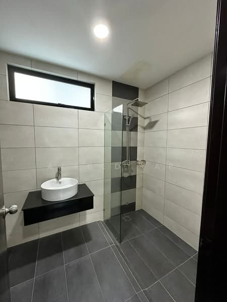 Service Residence for Rent at Molek Regency - Alfred Yap - Bathroom - PropertyGuru.com.my