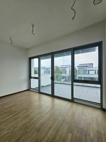 Semi-Detached House for Sale in Lenang Heights (Johor Bahru) - Kok Hui - Balcony - PropertyGuru.com.my