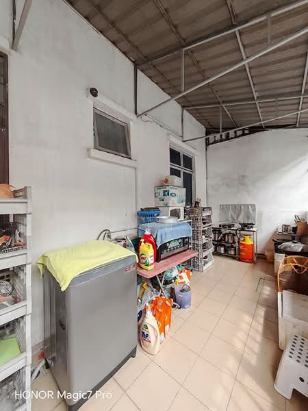 2-storey Terraced House for Sale in Taman Setia Indah (Tebrau) - Jayden Ng - Kitchen - PropertyGuru.com.my
