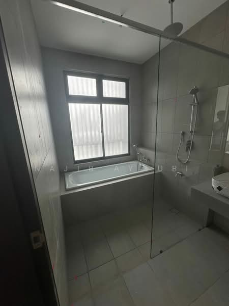 Semi-Detached House for Sale in Elmina (Shah Alam) - Najib Ayoubi - Bathroom - PropertyGuru.com.my