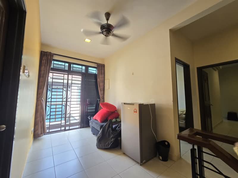 Rumah Kluster untuk Dijual di Taman Adda Heights (Tebrau) - Jet Pang - Living Room - PropertyGuru.com.my