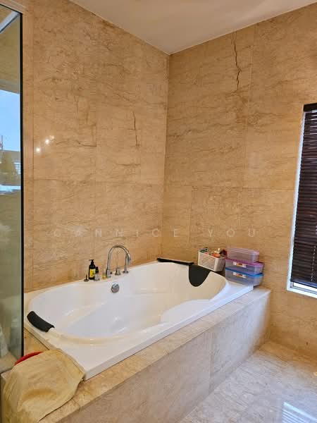 Semi-Detached House for Sale in Damansara Legenda (Petaling Jaya) - Cannice You - Bathroom - PropertyGuru.com.my